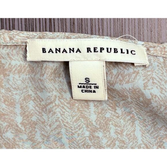 Banana Republic Gold/Green Silk Lace Trimmed Tank Top Small Fairy Flowy Dainty - Picture 3 of 6